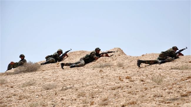 Syrian army retakes west Palmyra from IS - ảnh 1